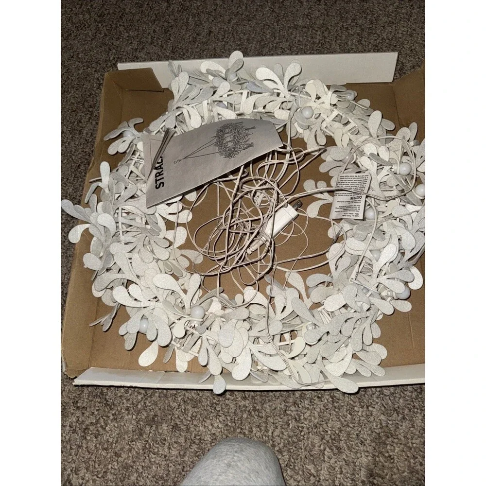 IKEA STRÅLA LED Holiday Decorative Chandelier DISCONTINUED 21x21 “ No Tex Cones